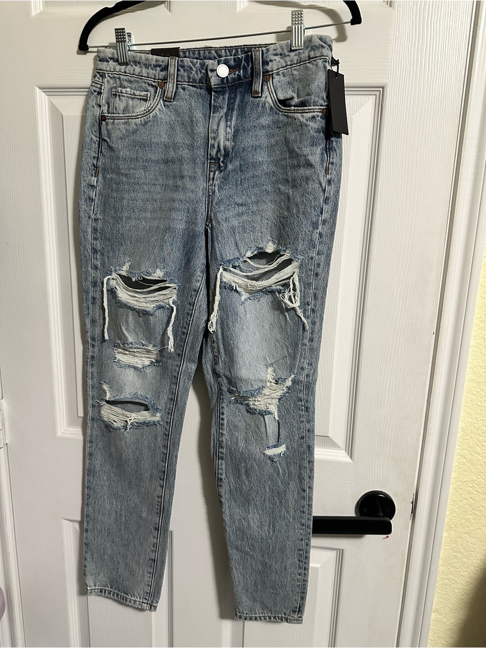 BlankNYC The Madison Crop New With Tags Tattered Denim Light Wash Sz 24 NWT